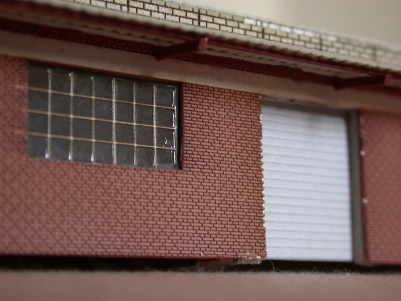 Schuppen an Gleis 13 im Detail