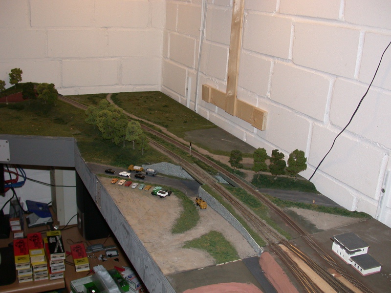 Ablaufberges mit Baeumen