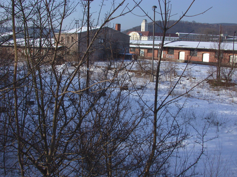 Blick auf die Güterschuppen von Süden 2004